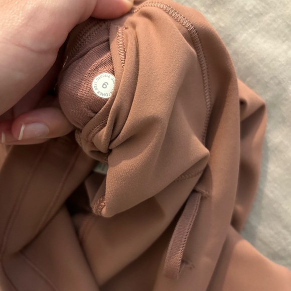 Lululemon Wunder Under Train Bike Shorts 6 - Picture 3 of 6